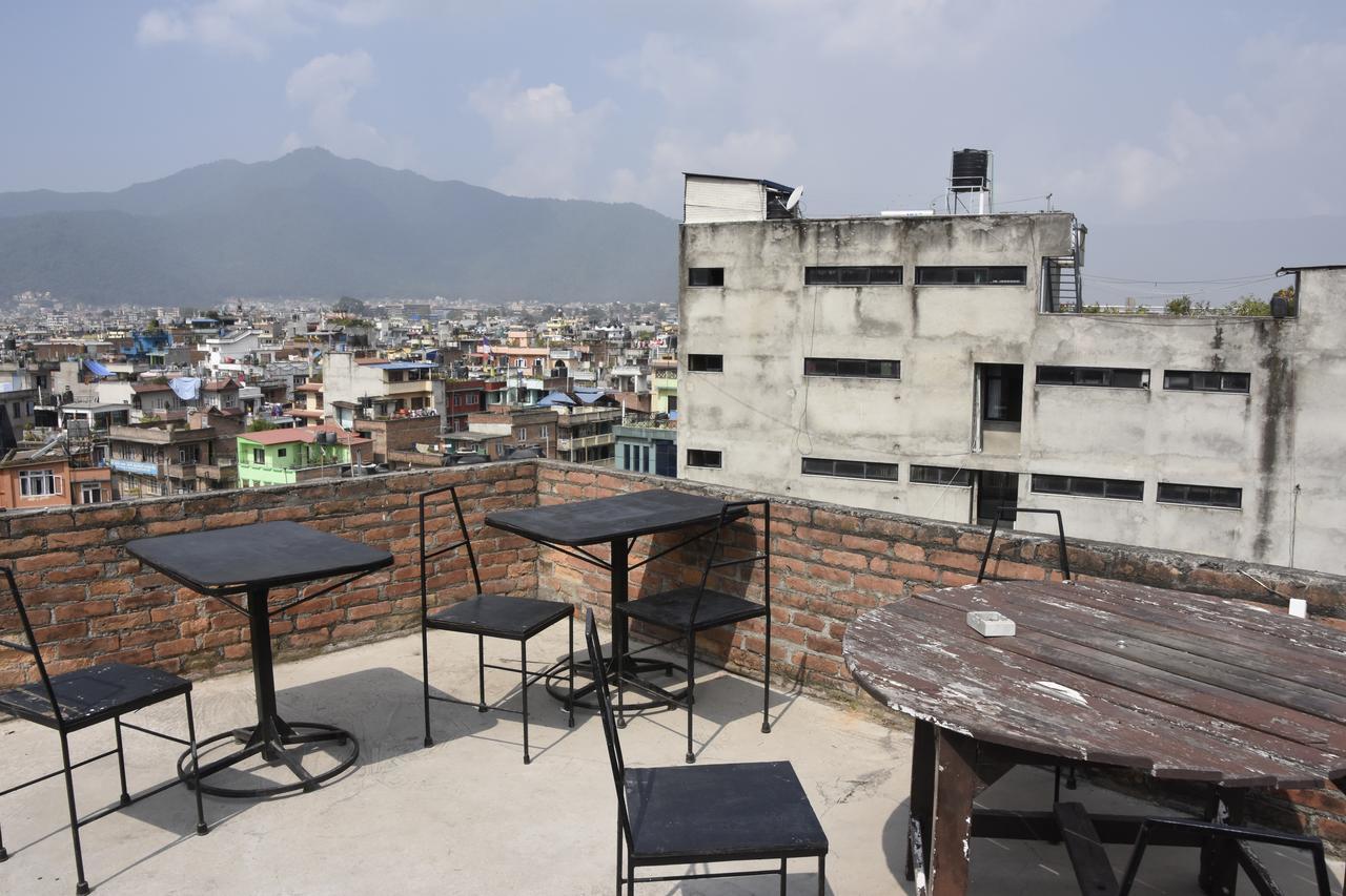 Beehive Hostel Kathmandu Exterior photo