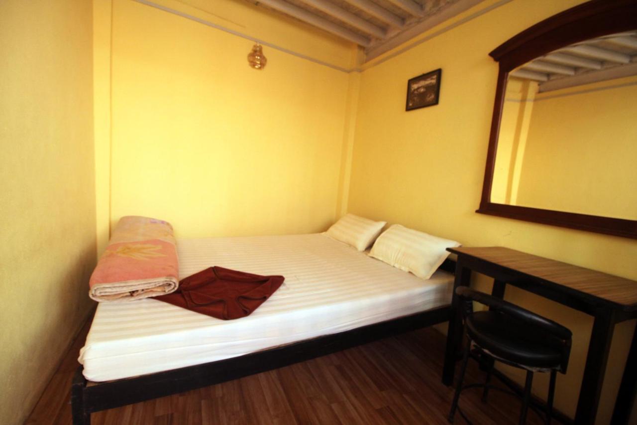 Beehive Hostel Kathmandu Exterior photo